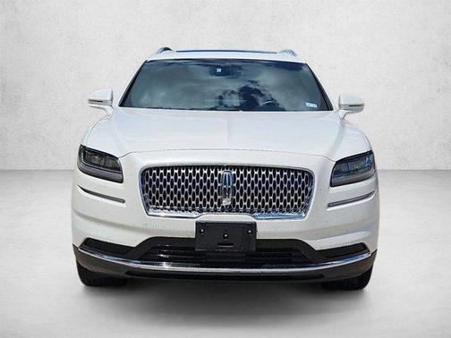 Pristine White Metallic Tri-Coat 2023 Lincoln Nautilus Reserve