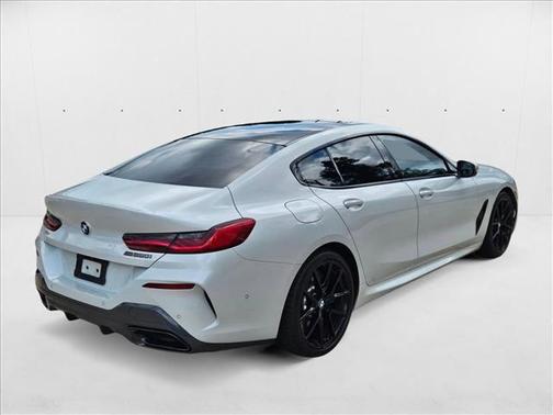 2022 BMW M850 i xDrive
