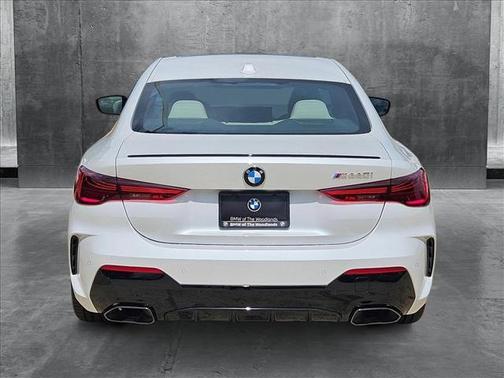 2026 BMW M440 i