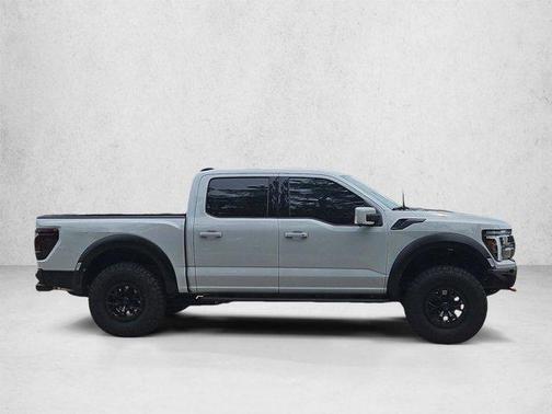 Avalanche 2024 Ford F-150 Raptor