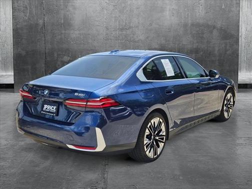 2025 BMW 530 i