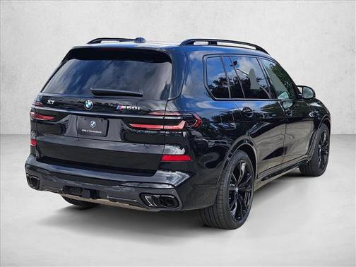 2026 BMW X7 M60i