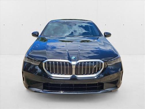 2025 BMW i5 eDrive40