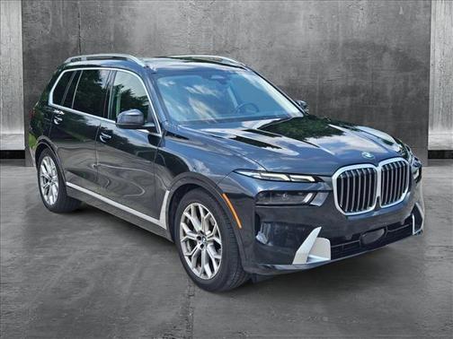 2025 BMW X7 xDrive40i