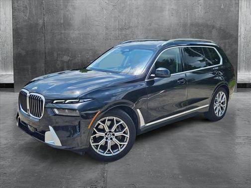 2025 BMW X7 xDrive40i