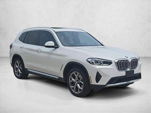 Mineral White Metallic 2024 BMW X3 sDrive30i