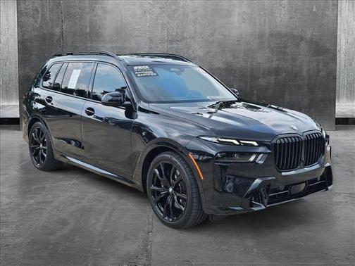 2025 BMW X7 xDrive40i