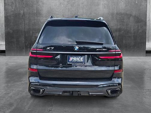 2025 BMW X7 xDrive40i