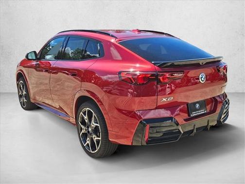 Vegas Red Metallic 2026 BMW X2 xDrive28i