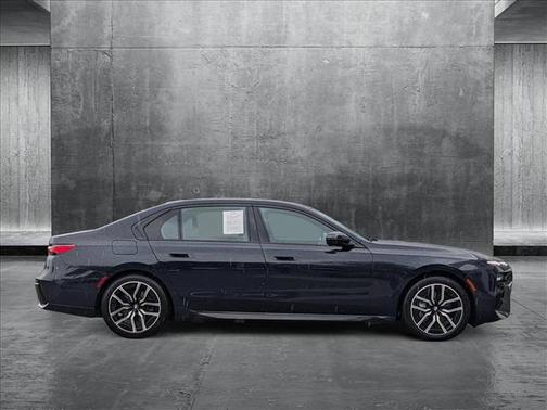 2024 BMW 740 i xDrive
