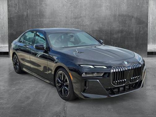2025 BMW 740 i xDrive