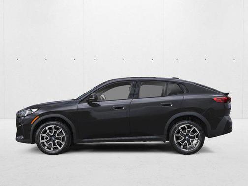 Black Sapphire Metallic 2026 BMW X2 xDrive28i