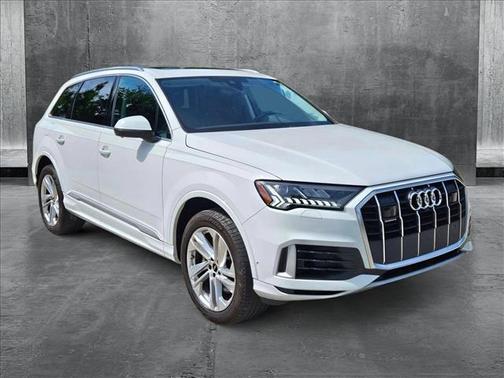 2024 Audi Q7 55 Premium Plus