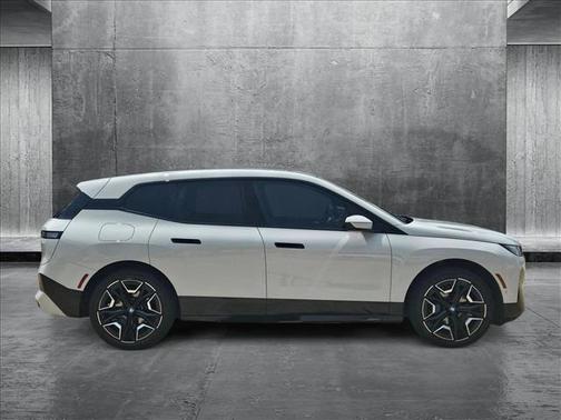 2024 BMW iX xDrive50