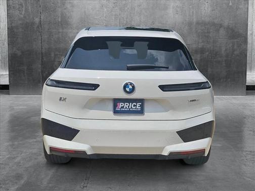 2024 BMW iX xDrive50