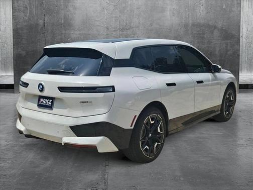 2024 BMW iX xDrive50