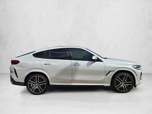 2021 BMW X6 xDrive40i