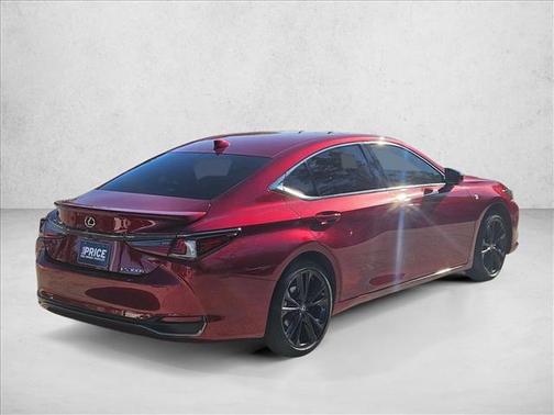 2024 Lexus ES 300h F SPORT Handling