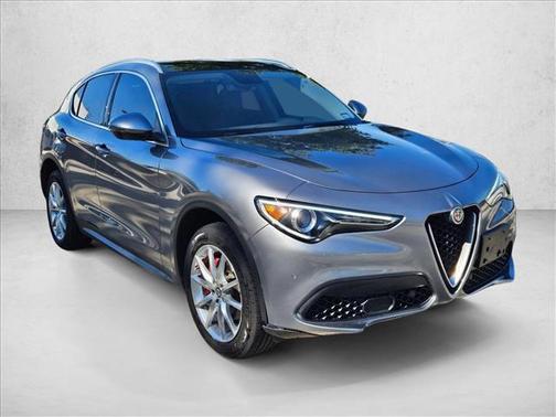 2018 Alfa Romeo Stelvio Base