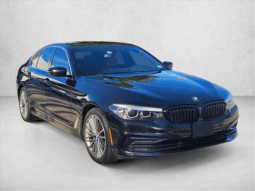 2019 BMW 530 530i
