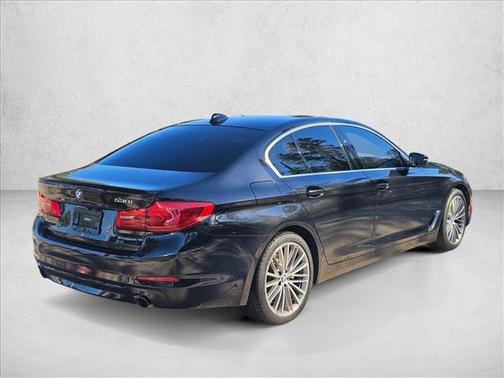 2019 BMW 530 530i