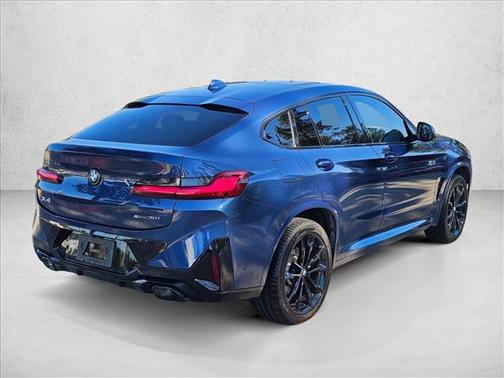 2024 BMW X4 xDrive30i