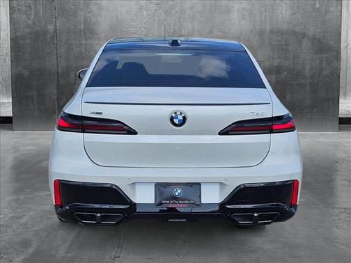 2025 BMW 760 i xDrive