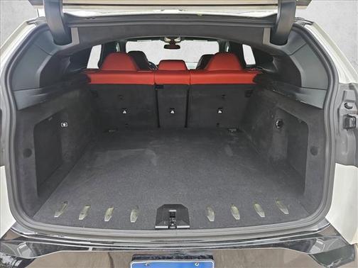 Mineral White Metallic 2025 BMW XM Sports Activity Vehicle