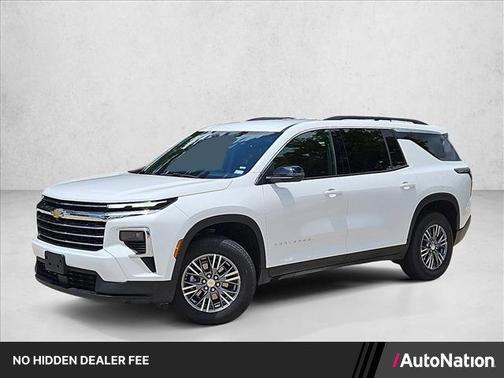 Summit White 2026 Chevrolet Traverse LT