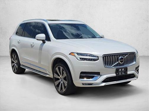 Crystal White Metallic 2023 Volvo XC90 B6 Ultimate 7-Seater