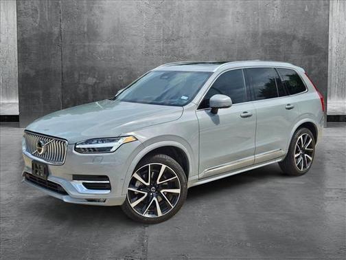 2024 Volvo XC90 B6 Ultimate Bright Theme 7-Seater