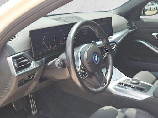 Alpine White 2023 BMW 330e 330e