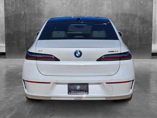 2025 BMW i7 eDrive50