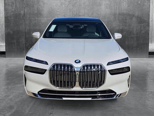 2025 BMW i7 eDrive50