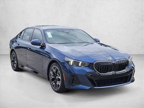 Phytonic Blue Metallic 2026 BMW 530 530i