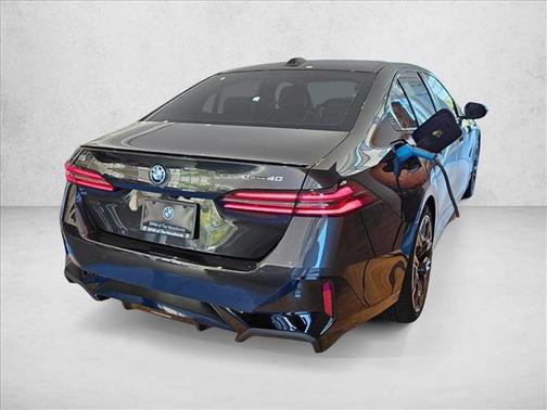 2026 BMW i5 eDrive40