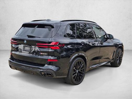 2024 BMW X5 M60i