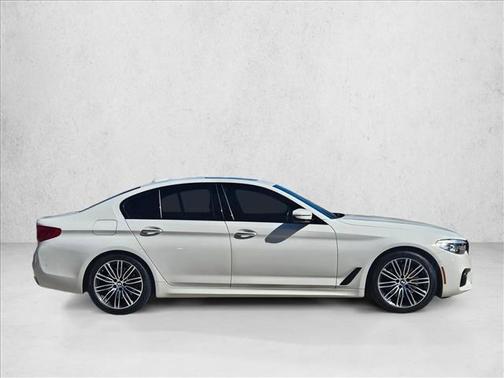 2018 BMW 540 540i