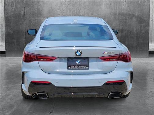 2026 BMW M440 i