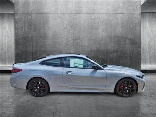 2026 BMW M440 i