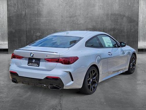 2026 BMW M440 i