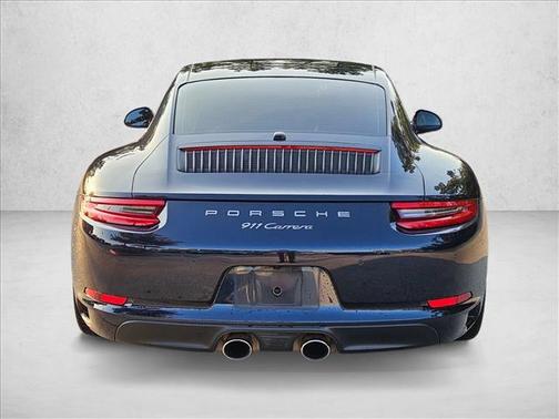 2017 Porsche 911 Carrera