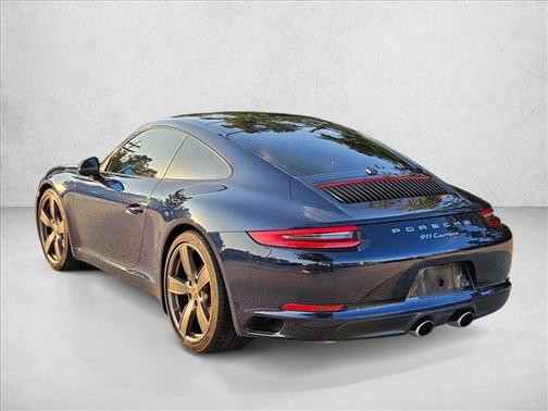 2017 Porsche 911 Carrera