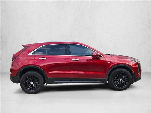 2024 Cadillac XT4 Luxury
