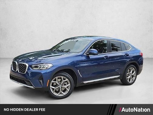 Black 2025 BMW X4 xDrive30i