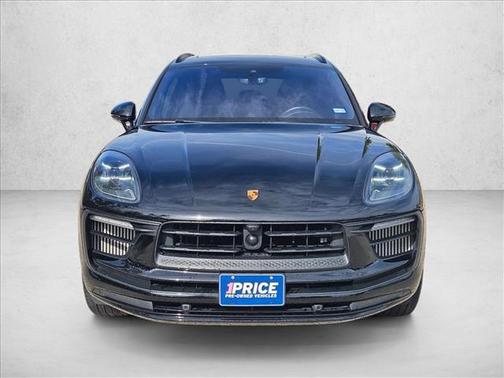 2022 Porsche Macan S