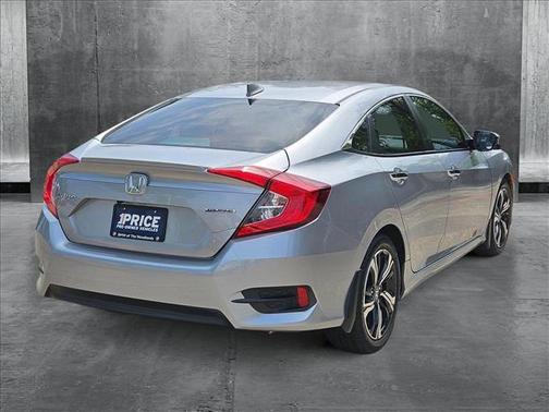 2017 Honda Civic Touring