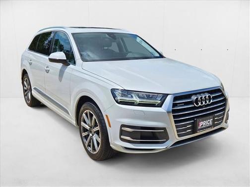 2019 Audi Q7 45 Premium Plus