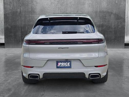 2024 Porsche Cayenne AWD