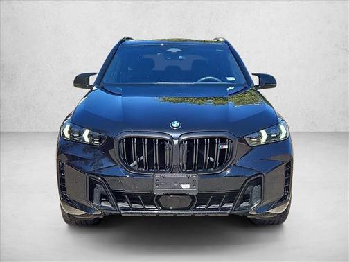 2025 BMW X5 M60i